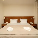 Niriides Luxury Μεθώνη