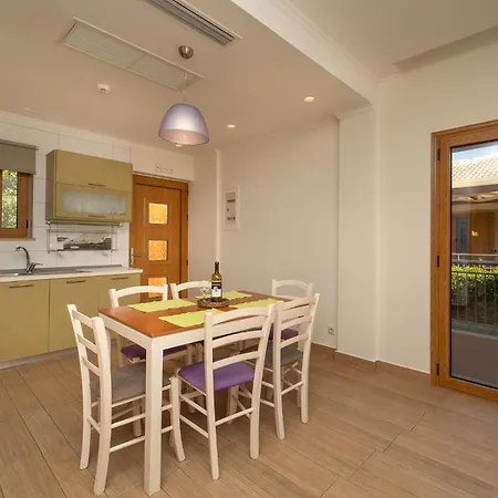 Niriides Luxury Methoni (Messenia)