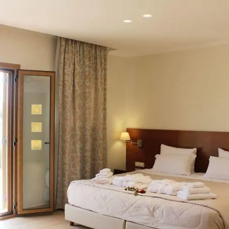Niriides Luxury 3* Methoni (Messenia)