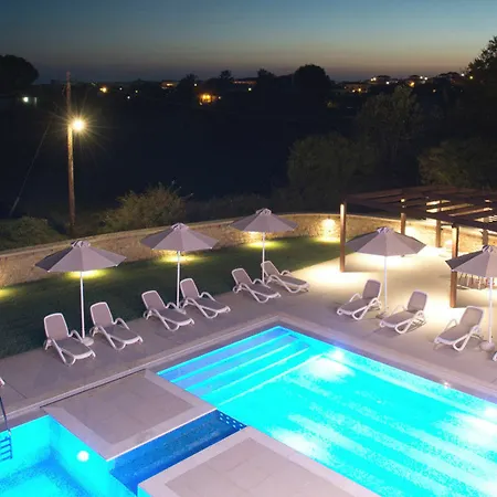 Niriides Luxury 3*