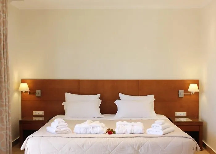 Hotel Niriides Luxury Methone