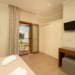 Niriides Luxury 3*