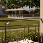 Отель Niriides Luxury 3*