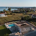 Niriides Luxury 3*