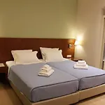 Szálloda Niriides Luxury