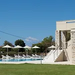 Niriides Luxury Szálloda 3*