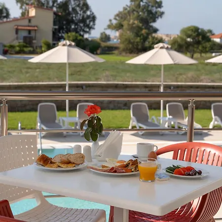 Niriides Luxury Hotell