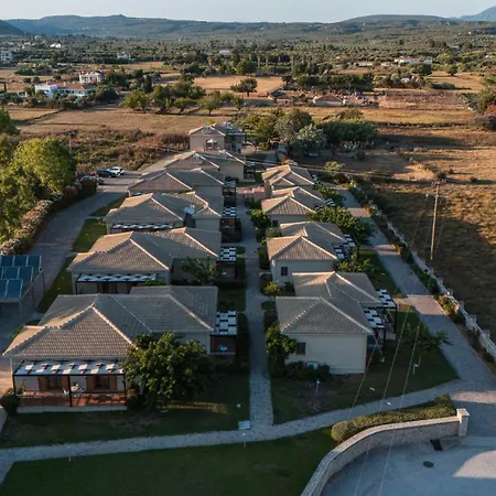 Otel Niriides Luxury