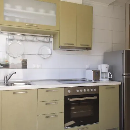 Niriides Luxury 3* Methone