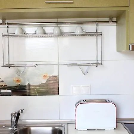 Отель Niriides Luxury 3*