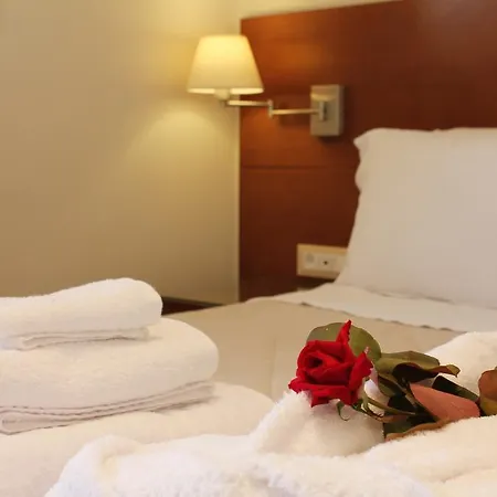 Hotel Niriides Luxury