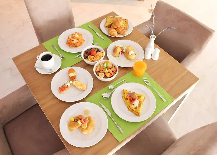 Niriides Luxury Hotel 3*