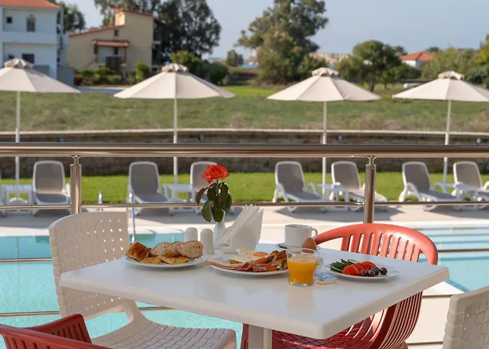 Niriides Luxury Hotel