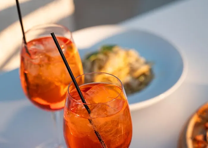 Niriides Luxury Szálloda 3*