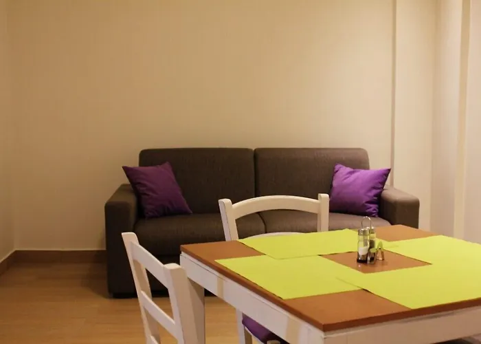 Niriides Luxury Villas 3*