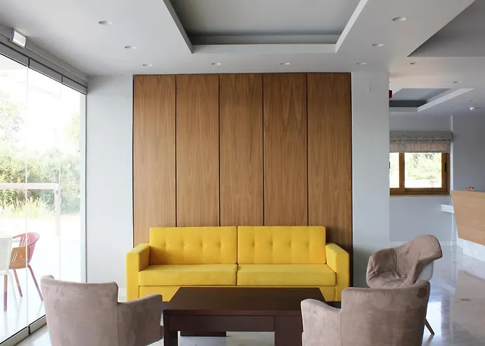 Niriides Luxury Hotel